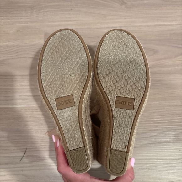 TOMS Women's Tan Peep-Toe Espadrilles - Picture 3 of 3